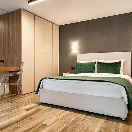Novos Premium Bucureşti
